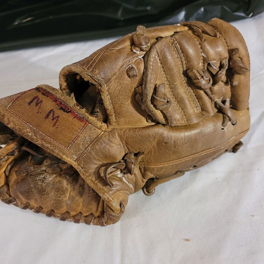 Johnny Walker GX5 Pro Design Model RHT Baseball Glove